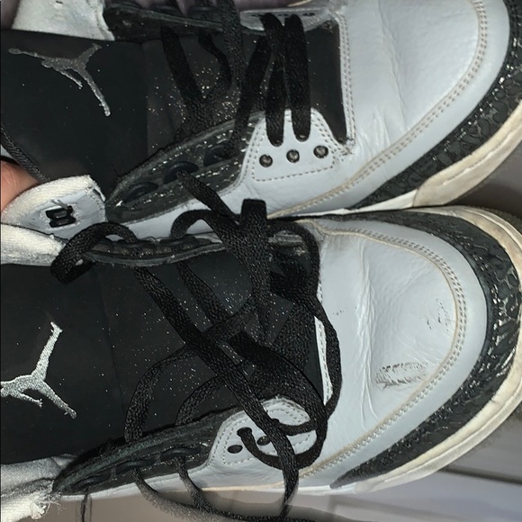 wolf grey Jordan retro 3s - Picture 2 of 3